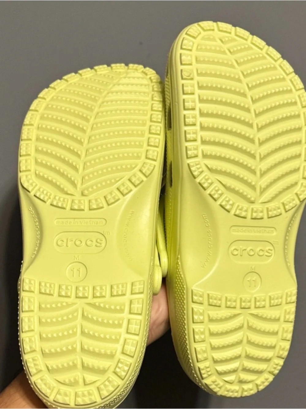 Men’s “ Lime Zest “ Croc Clog size 11